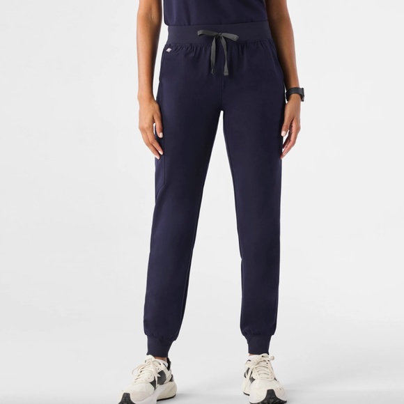 FIGS Scrub Pants Zamora Joggers Women's Medium Petite M/P Navy Blue Tapered - Picture 1 of 12